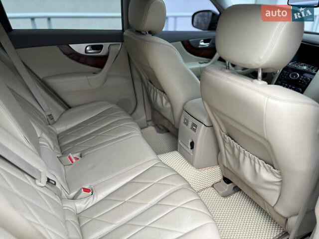 Фиолетовый Инфинити FX 37, объемом двигателя 3.7 л и пробегом 169 тыс. км за 13999 $, фото 20 на Automoto.ua