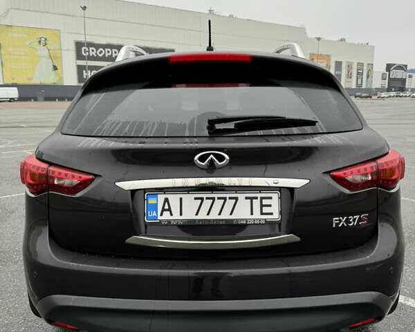 Коричневый Инфинити FX 37, объемом двигателя 3.7 л и пробегом 67 тыс. км за 25000 $, фото 3 на Automoto.ua
