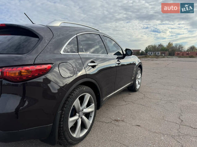 Инфинити FX 37 2010 в Киеве на Automoto.ua Коричневый Инфинити FX 37, объемом двигателя 3.7 л и пробегом 235 тыс. км за 13999 $, фото 28 на Automoto.ua