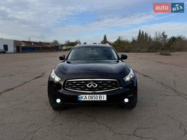 Инфинити FX 37 2010 в Киеве на Automoto.ua Коричневый Инфинити FX 37, объемом двигателя 3.7 л и пробегом 235 тыс. км за 13999 $, фото 21 на Automoto.ua