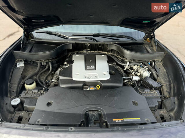 Инфинити FX 37 2010 в Киеве на Automoto.ua Коричневый Инфинити FX 37, объемом двигателя 3.7 л и пробегом 235 тыс. км за 13999 $, фото 47 на Automoto.ua