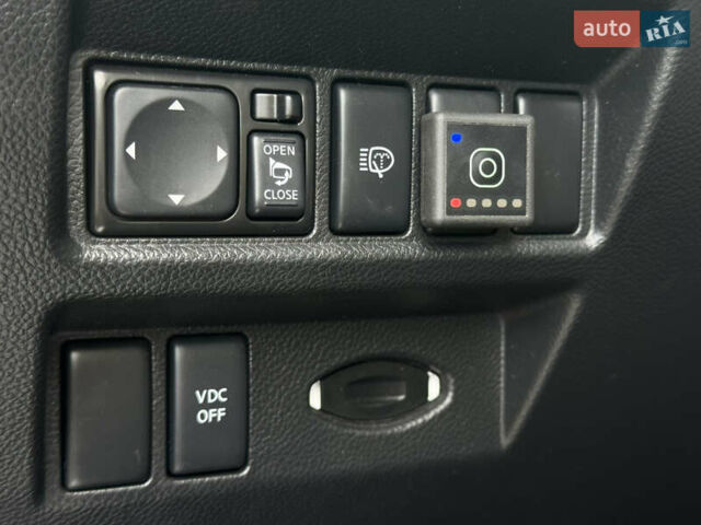 Инфинити FX 37 2010 в Киеве на Automoto.ua Коричневый Инфинити FX 37, объемом двигателя 3.7 л и пробегом 235 тыс. км за 13999 $, фото 40 на Automoto.ua