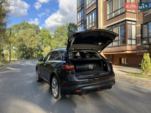 Коричневый Инфинити FX 37, объемом двигателя 3.7 л и пробегом 279 тыс. км за 13500 $, фото 15 на Automoto.ua