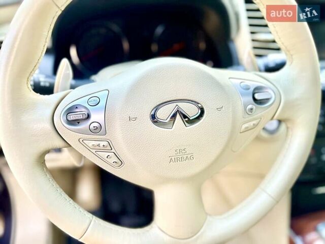 Коричневый Инфинити FX 37, объемом двигателя 3.7 л и пробегом 157 тыс. км за 14500 $, фото 21 на Automoto.ua