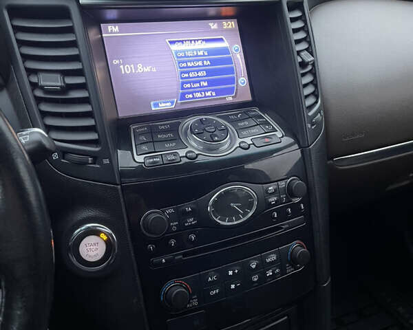 Коричневий Інфініті FX 37, об'ємом двигуна 3.7 л та пробігом 190 тис. км за 17000 $, фото 14 на Automoto.ua