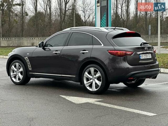 Коричневый Инфинити FX 37, объемом двигателя 3.7 л и пробегом 145 тыс. км за 13900 $, фото 6 на Automoto.ua