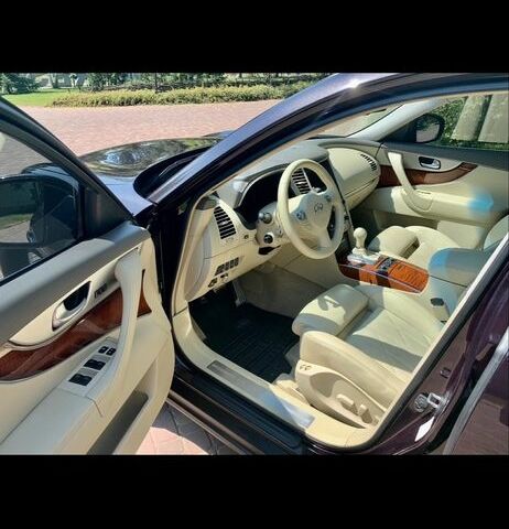 Коричневий Інфініті FX 37, об'ємом двигуна 3.7 л та пробігом 157 тис. км за 14500 $, фото 4 на Automoto.ua