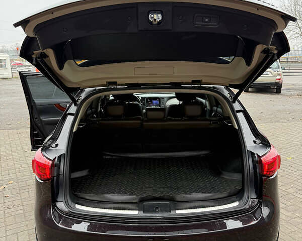 Коричневый Инфинити FX 37, объемом двигателя 3.7 л и пробегом 132 тыс. км за 13700 $, фото 7 на Automoto.ua