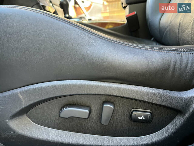 Коричневый Инфинити FX 37, объемом двигателя 3.7 л и пробегом 279 тыс. км за 13500 $, фото 26 на Automoto.ua