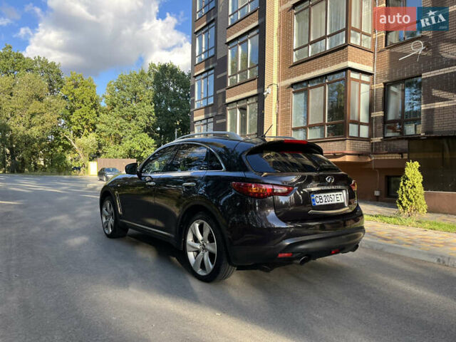 Коричневый Инфинити FX 37, объемом двигателя 3.7 л и пробегом 279 тыс. км за 13500 $, фото 11 на Automoto.ua