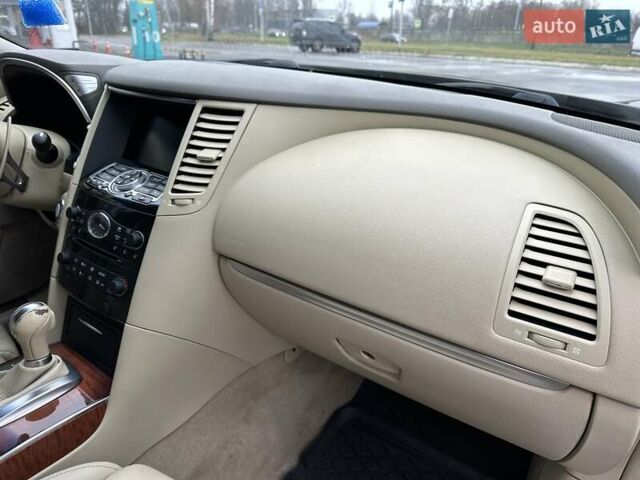 Коричневый Инфинити FX 37, объемом двигателя 3.7 л и пробегом 145 тыс. км за 13900 $, фото 14 на Automoto.ua