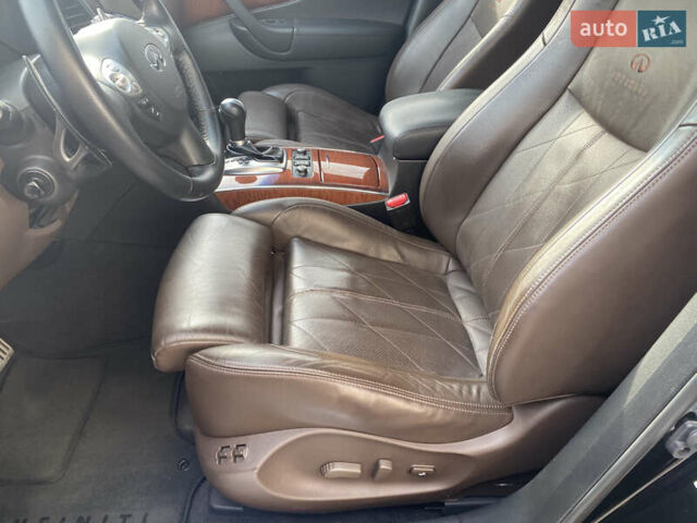 Коричневый Инфинити FX 37, объемом двигателя 3.7 л и пробегом 221 тыс. км за 17000 $, фото 17 на Automoto.ua