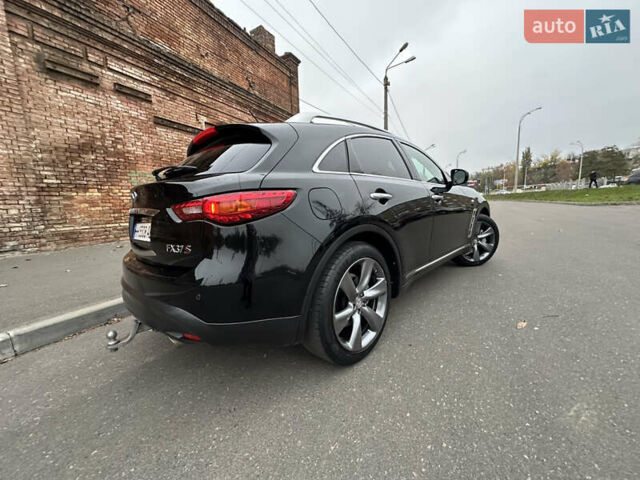 Инфинити FX 37, объемом двигателя 3.7 л и пробегом 180 тыс. км за 16300 $, фото 6 на Automoto.ua