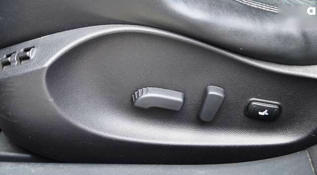 Инфинити FX 37, объемом двигателя 3.7 л и пробегом 123 тыс. км за 15400 $, фото 19 на Automoto.ua