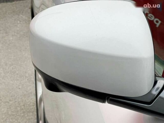 Инфинити FX 37, объемом двигателя 0 л и пробегом 164 тыс. км за 13900 $, фото 18 на Automoto.ua