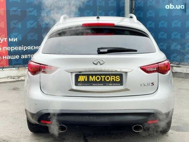 Инфинити FX 37, объемом двигателя 0 л и пробегом 164 тыс. км за 13900 $, фото 5 на Automoto.ua