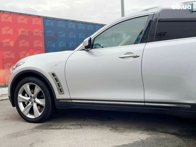 Инфинити FX 37, объемом двигателя 0 л и пробегом 164 тыс. км за 13900 $, фото 16 на Automoto.ua