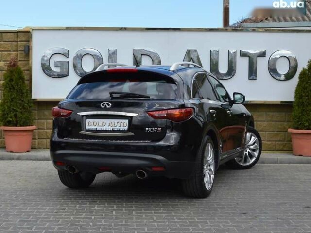 Инфинити FX 37, объемом двигателя 3.7 л и пробегом 123 тыс. км за 15400 $, фото 11 на Automoto.ua