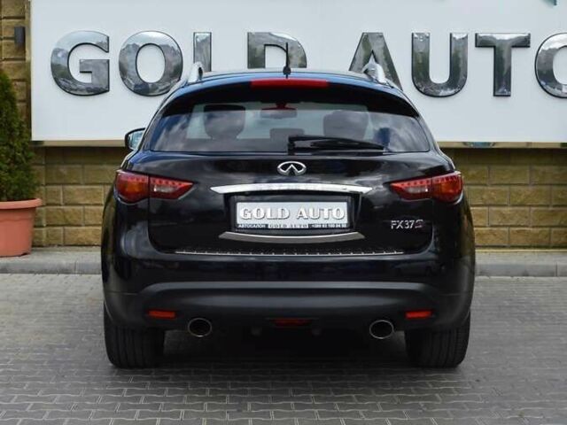 Инфинити FX 37, объемом двигателя 3.7 л и пробегом 123 тыс. км за 15400 $, фото 9 на Automoto.ua