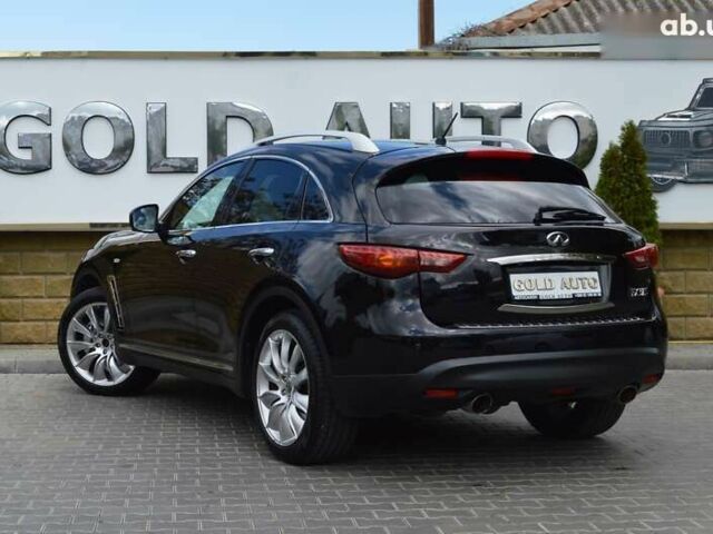 Инфинити FX 37, объемом двигателя 3.7 л и пробегом 123 тыс. км за 15400 $, фото 8 на Automoto.ua