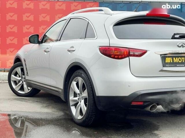 Инфинити FX 37, объемом двигателя 0 л и пробегом 164 тыс. км за 13900 $, фото 6 на Automoto.ua