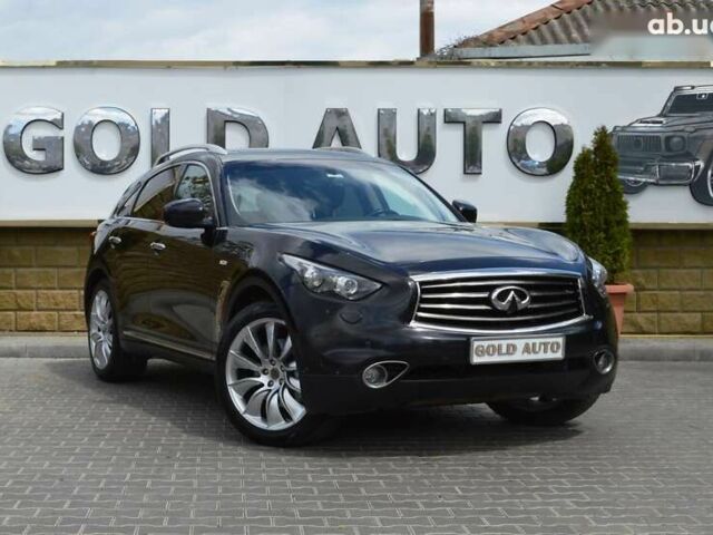 Инфинити FX 37, объемом двигателя 3.7 л и пробегом 123 тыс. км за 15000 $, фото 1 на Automoto.ua