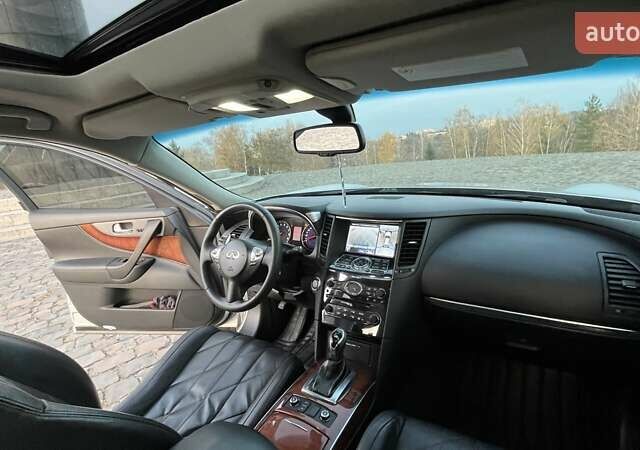 Сірий Інфініті FX 37, об'ємом двигуна 3.7 л та пробігом 191 тис. км за 14500 $, фото 31 на Automoto.ua