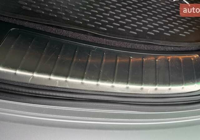 Серый Инфинити FX 37, объемом двигателя 3.7 л и пробегом 50 тыс. км за 25800 $, фото 11 на Automoto.ua