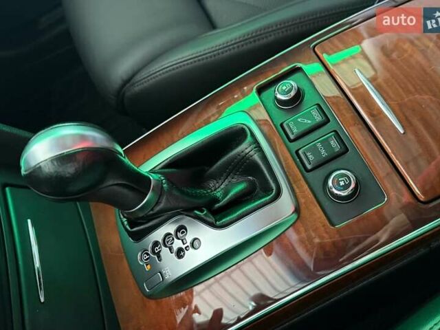 Серый Инфинити FX 37, объемом двигателя 3.7 л и пробегом 50 тыс. км за 25800 $, фото 21 на Automoto.ua