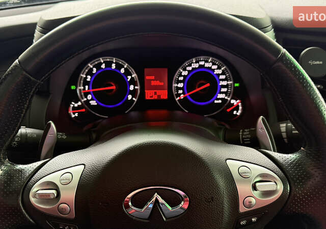 Серый Инфинити FX 37, объемом двигателя 3.7 л и пробегом 50 тыс. км за 25800 $, фото 18 на Automoto.ua