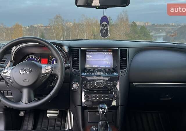 Сірий Інфініті FX 37, об'ємом двигуна 3.7 л та пробігом 191 тис. км за 14500 $, фото 23 на Automoto.ua