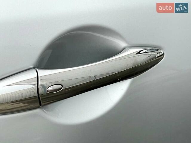 Серый Инфинити FX 37, объемом двигателя 3.7 л и пробегом 164 тыс. км за 13900 $, фото 24 на Automoto.ua