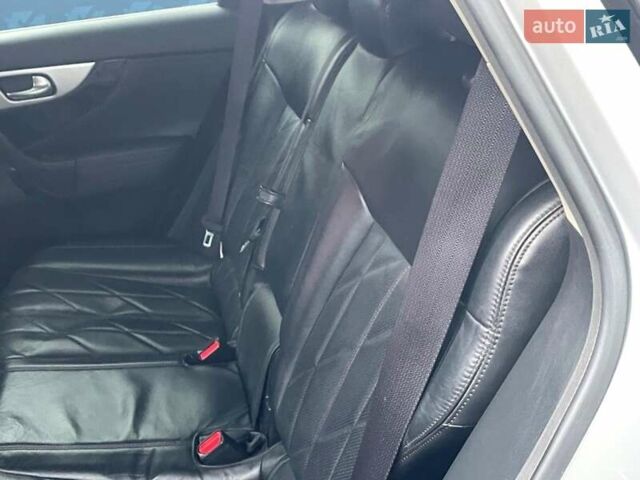 Серый Инфинити FX 37, объемом двигателя 3.7 л и пробегом 164 тыс. км за 13900 $, фото 41 на Automoto.ua