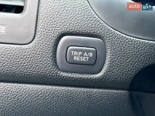 Серый Инфинити FX 37, объемом двигателя 3.7 л и пробегом 164 тыс. км за 13900 $, фото 48 на Automoto.ua