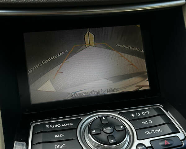 Серый Инфинити FX 37, объемом двигателя 3.7 л и пробегом 220 тыс. км за 12900 $, фото 12 на Automoto.ua