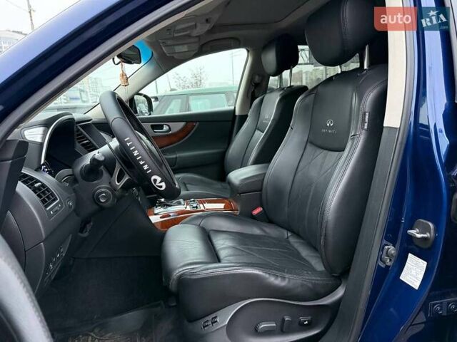 Синий Инфинити FX 37, объемом двигателя 3.7 л и пробегом 41 тыс. км за 30990 $, фото 8 на Automoto.ua