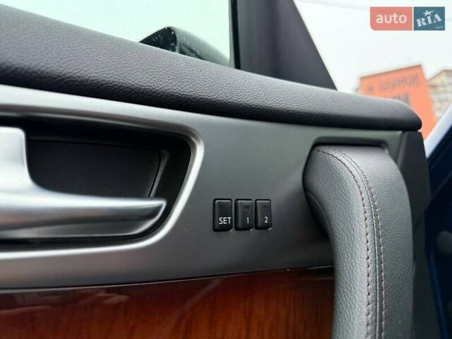 Синий Инфинити FX 37, объемом двигателя 3.7 л и пробегом 41 тыс. км за 30990 $, фото 17 на Automoto.ua