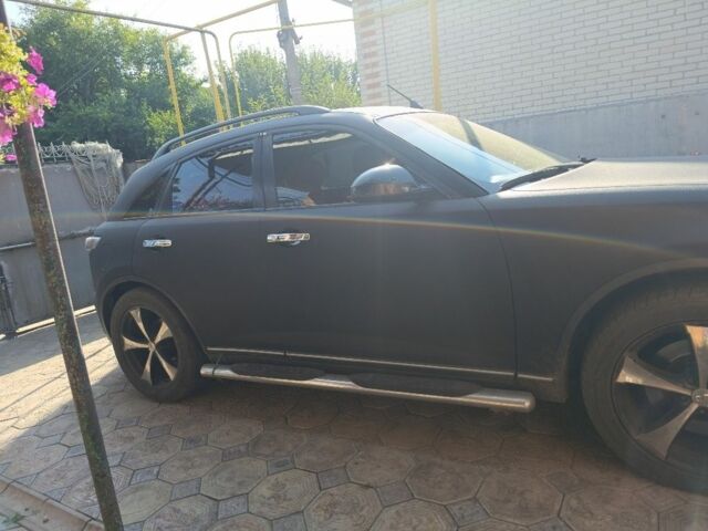 Чорний Інфініті FX 45, об'ємом двигуна 4.5 л та пробігом 185 тис. км за 5500 $, фото 2 на Automoto.ua