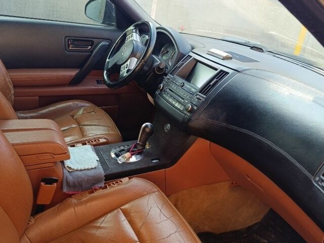 Чорний Інфініті FX 45, об'ємом двигуна 4.5 л та пробігом 185 тис. км за 5500 $, фото 5 на Automoto.ua