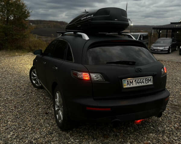 Черный Инфинити FX 45, объемом двигателя 4.5 л и пробегом 293 тыс. км за 15000 $, фото 18 на Automoto.ua