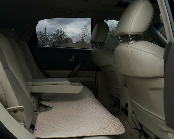 Черный Инфинити FX 45, объемом двигателя 4.5 л и пробегом 293 тыс. км за 15000 $, фото 32 на Automoto.ua