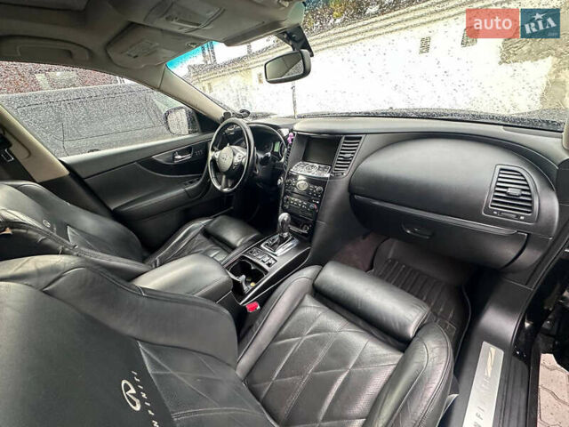 Черный Инфинити ФХ 50, объемом двигателя 5 л и пробегом 207 тыс. км за 11500 $, фото 12 на Automoto.ua