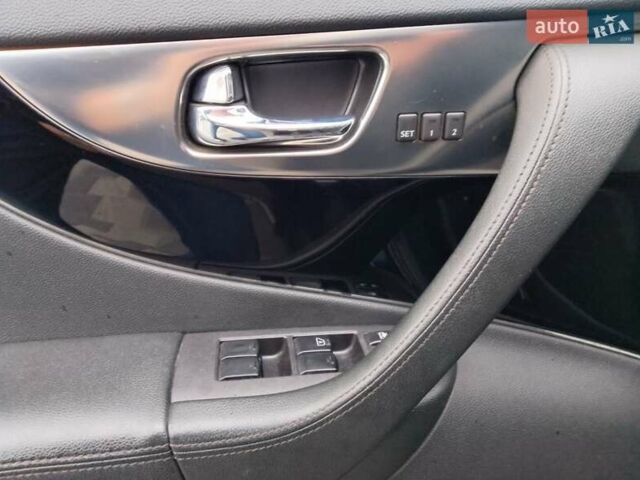 Черный Инфинити ФХ 50, объемом двигателя 5 л и пробегом 180 тыс. км за 13200 $, фото 20 на Automoto.ua