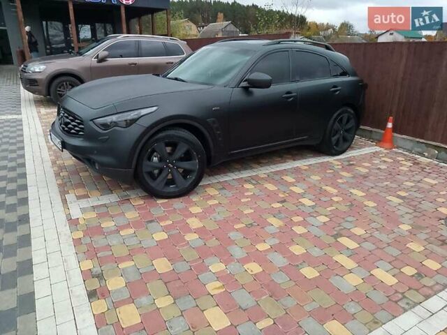 Черный Инфинити ФХ 50, объемом двигателя 5 л и пробегом 180 тыс. км за 13200 $, фото 11 на Automoto.ua