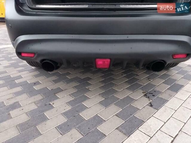 Черный Инфинити ФХ 50, объемом двигателя 5 л и пробегом 180 тыс. км за 13200 $, фото 16 на Automoto.ua