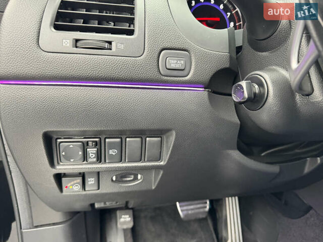 Инфинити ФХ 50 2010 в Киеве на Automoto.ua Черный Инфинити ФХ 50, объемом двигателя 5 л и пробегом 65 тыс. км за 19500 $, фото 26 на Automoto.ua