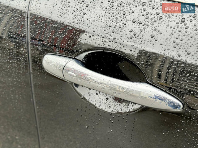 Инфинити ФХ 50 2010 в Киеве на Automoto.ua Черный Инфинити ФХ 50, объемом двигателя 5 л и пробегом 65 тыс. км за 19500 $, фото 11 на Automoto.ua