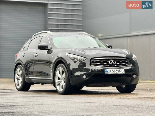 Инфинити ФХ 50 2010 в Киеве на Automoto.ua Черный Инфинити ФХ 50, объемом двигателя 5 л и пробегом 65 тыс. км за 19500 $, фото 2 на Automoto.ua