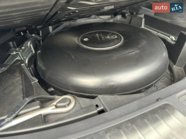 Инфинити ФХ 50 2010 в Киеве на Automoto.ua Черный Инфинити ФХ 50, объемом двигателя 5 л и пробегом 65 тыс. км за 19500 $, фото 43 на Automoto.ua