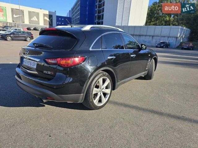 Черный Инфинити ФХ 50, объемом двигателя 5.03 л и пробегом 185 тыс. км за 15000 $, фото 4 на Automoto.ua